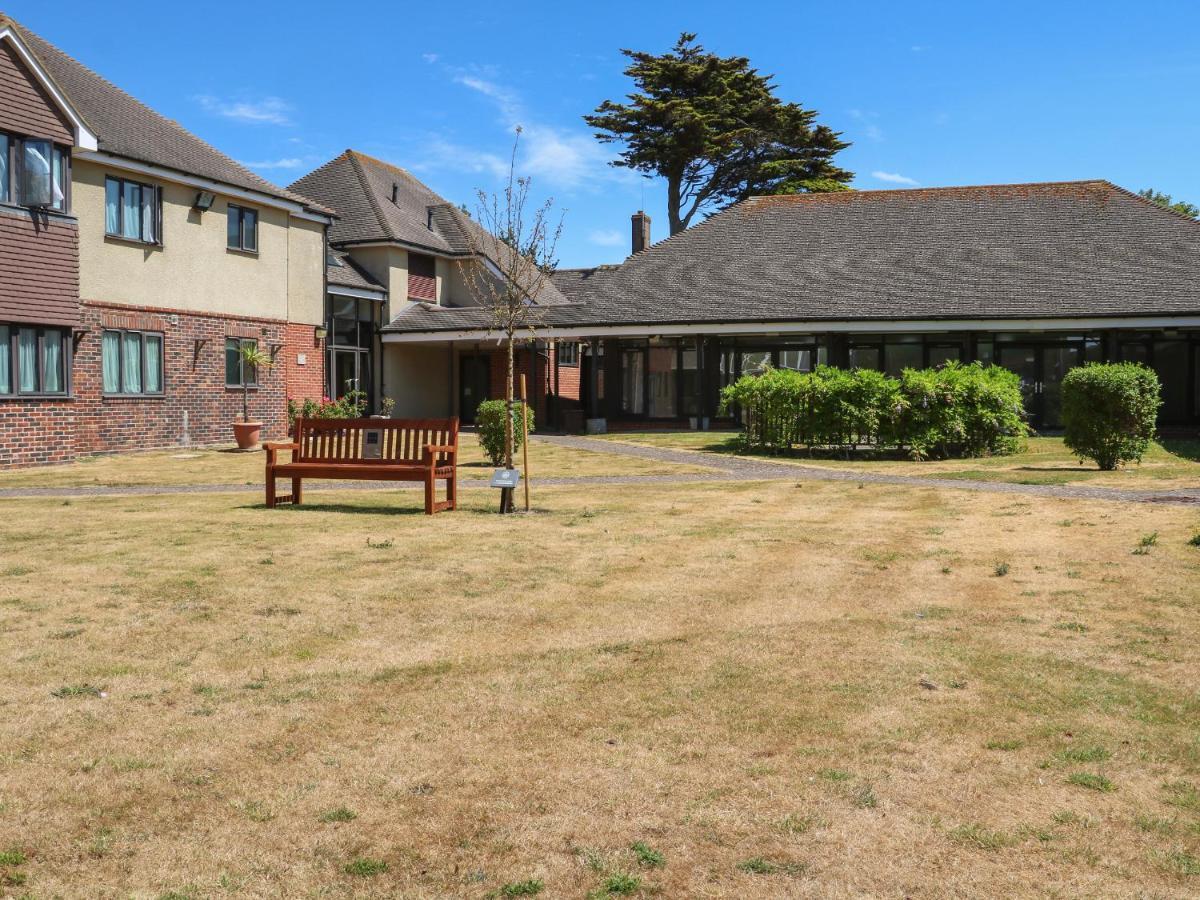 Flat 32 - Marine Court Villa Littlehampton Exterior photo